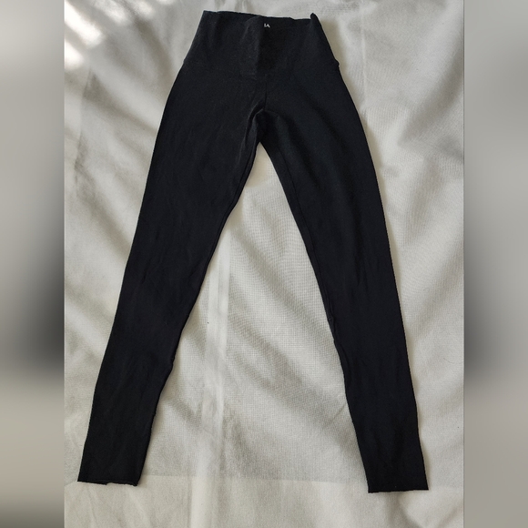 Aritzia Thin Pants Size XS - Picture 1 of 8